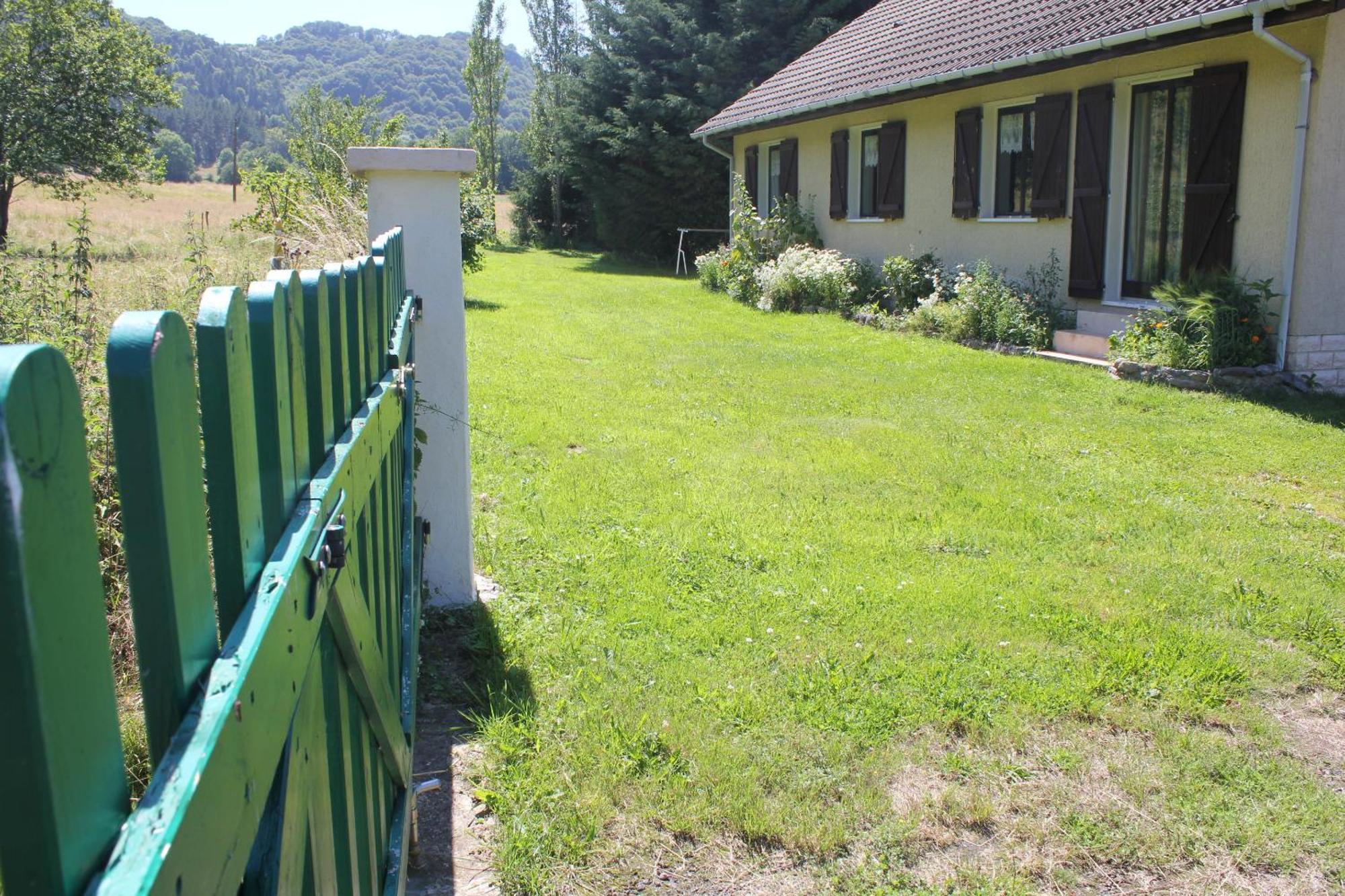Du Bac * Chambon-sur-Lac